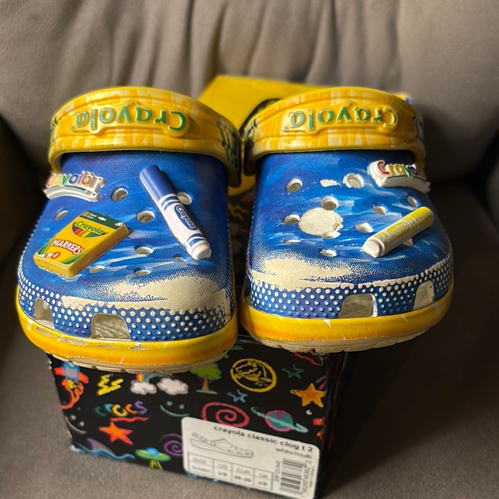 Crayola Crocs Blue and Yellow with Textured Details